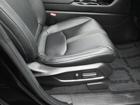 Used 2025 Honda Pilot EX-L image 47