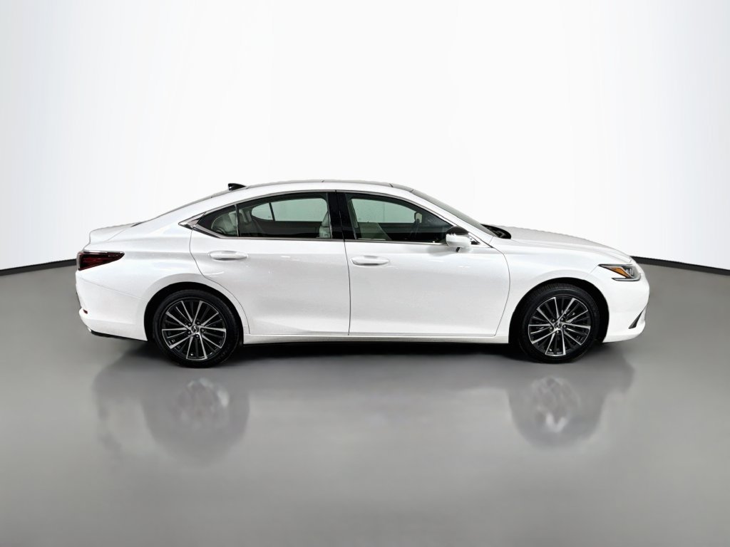 Certified 2023 Lexus ES 350 w/ Premium Package FWD image 4