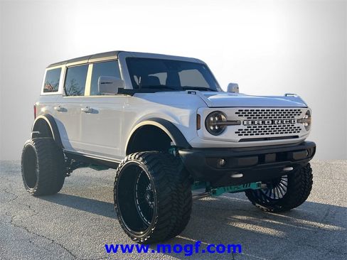 Used 2024 Ford Bronco Big Bend image 4
