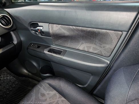 Used 2013 Scion xB image 33