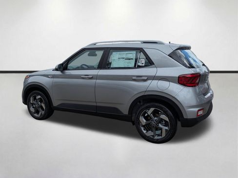 New 2026 Hyundai Venue SEL FWD image 7