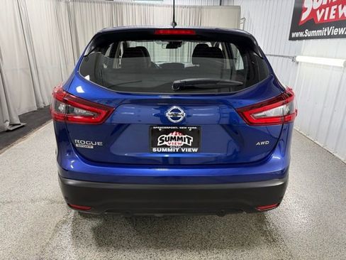 Used 2020 Nissan Rogue Sport S image 5