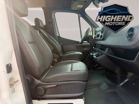 Used 2020 Mercedes-Benz Sprinter 2500 w/ Driver Convenience Package image 13