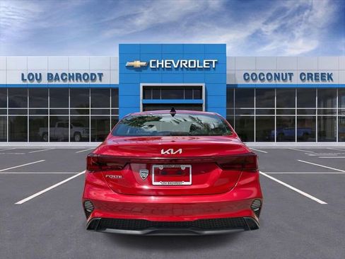 Used 2023 Kia Forte LXS FWD image 7