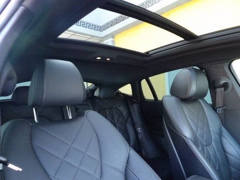 Used 2024 BMW X6 xDrive40i w/ M Sport Professional Package AWD/4WD image 15