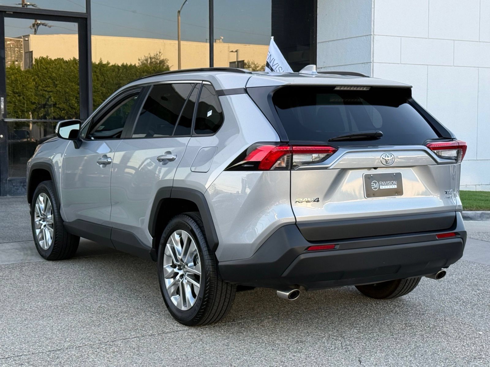 Used 2025 Toyota RAV4 XLE Premium w/ Weather Package AWD/4WD image 10