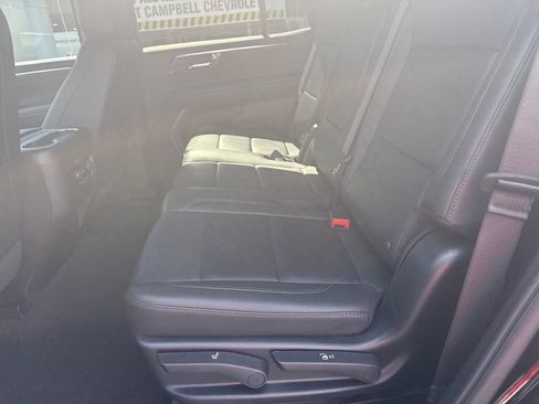 Used 2025 Chevrolet Tahoe Z71 AWD/4WD image 40