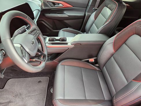 New 2026 Chevrolet Equinox EV RS FWD image 9
