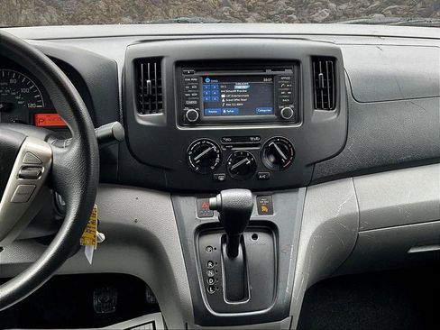 Used 2019 Nissan NV200 SV w/ Navigation Package image 6