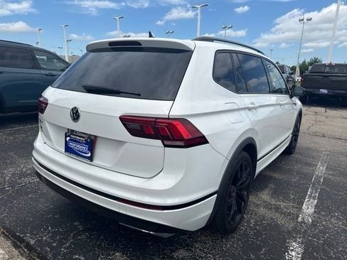 Used 2020 Volkswagen Tiguan SE R-Line FWD image 5