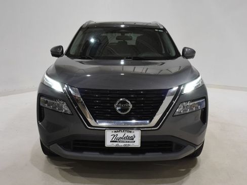 Used 2021 Nissan Rogue SV w/ Premium Package AWD/4WD image 2