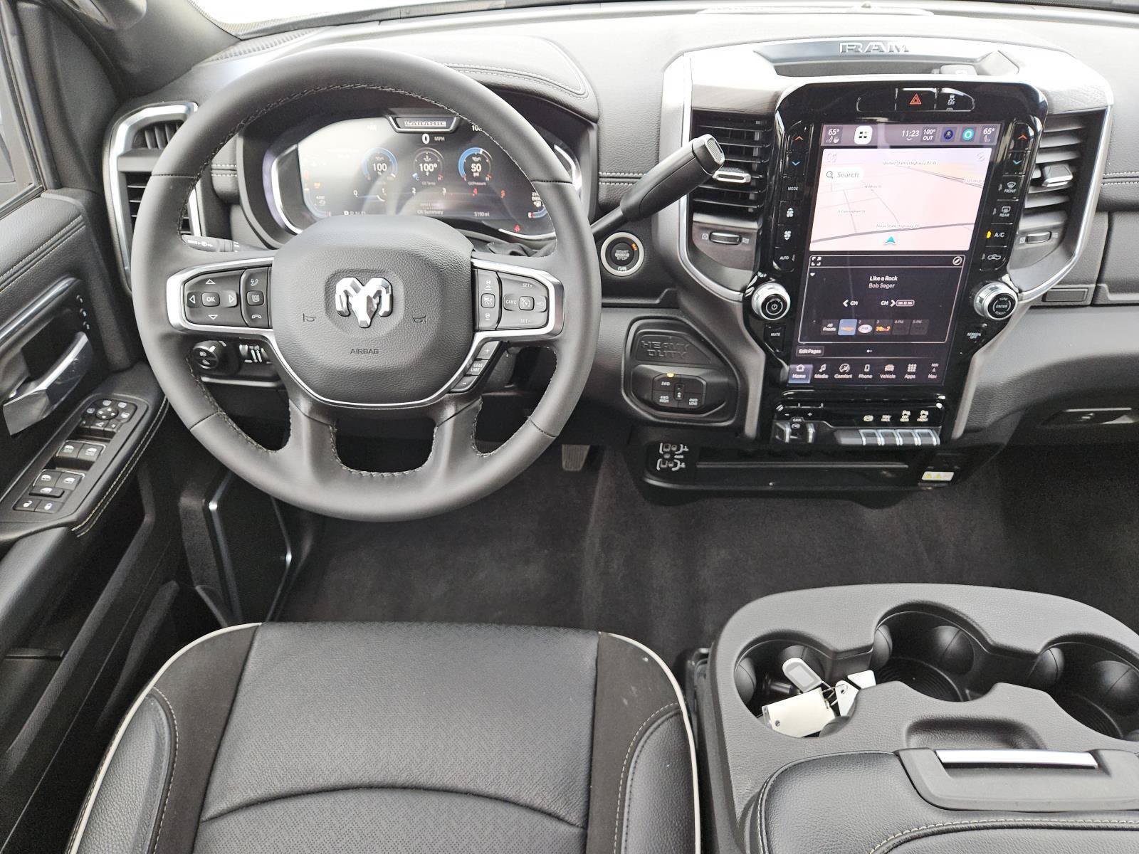 Used 2026 RAM 2500 Laramie AWD/4WD image 12