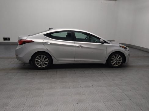 Used 2016 Hyundai Elantra SE w/ Option Group 02 FWD image 10