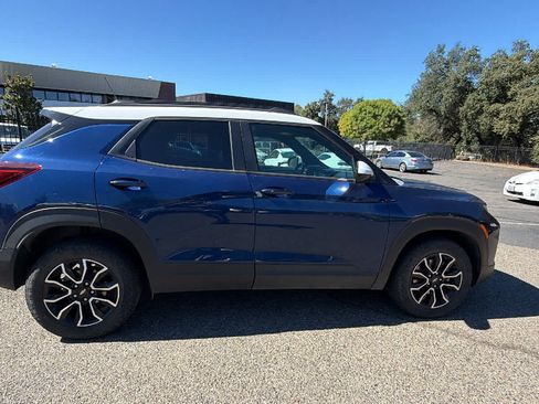 Used 2022 Chevrolet TrailBlazer ACTIV w/ Technology Package AWD/4WD image 4