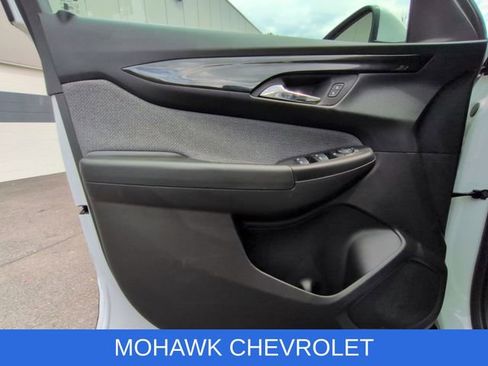 Certified 2025 Chevrolet TrailBlazer LT AWD/4WD image 22