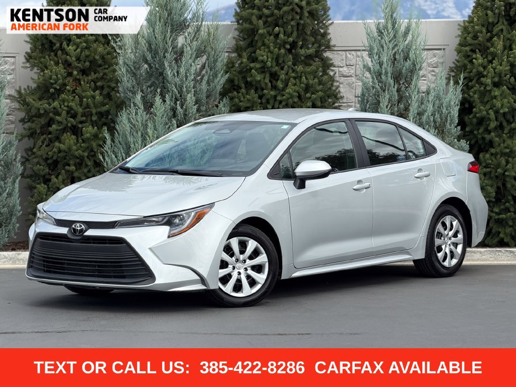Used 2025 Toyota Corolla LE FWD image 1