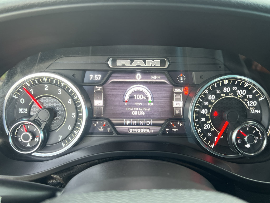 Used 2023 RAM 1500 Laramie AWD/4WD image 28