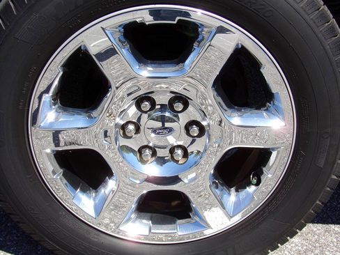 Used 2013 Ford F150 Lariat w/ Luxury Equipment Group image 22