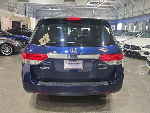 Used 2016 Honda Odyssey SE image 9