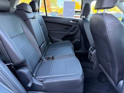 Certified 2020 Volkswagen Tiguan SEL image 24