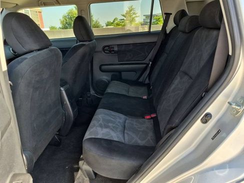 Used 2012 Scion xB FWD image 10