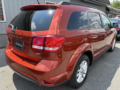 Used 2014 Dodge Journey SXT w/ Flexible Seating Group AWD/4WD image 6