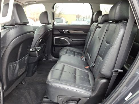 Used 2021 Kia Telluride EX w/ Towing Package image 10
