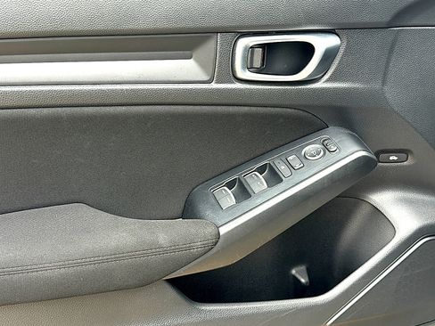 Used 2024 Honda Civic Sport image 16