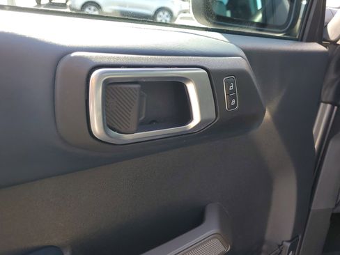 Used 2023 Ford Bronco Outer Banks image 18