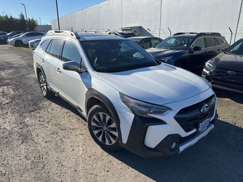 Used 2023 Subaru Outback Touring XT image 1