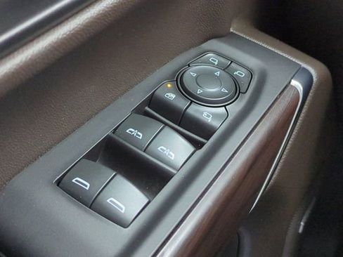 Used 2022 GMC Sierra 1500 SLT w/ SLT Premium Plus Package image 25