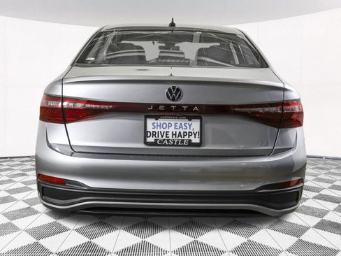 Used 2026 Volkswagen Jetta SE w/ Black Wheel Package FWD image 15