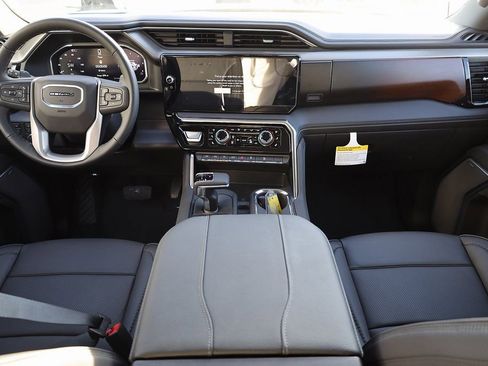 New 2026 GMC Sierra 1500 Denali w/ Technology Package image 18