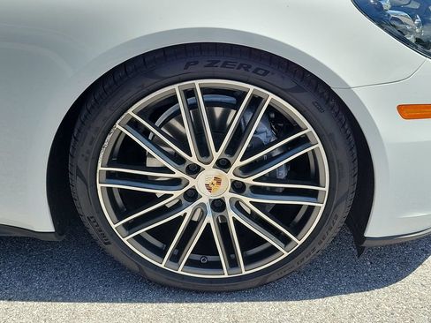 Certified 2019 Porsche Panamera RWD image 13