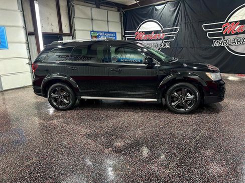 Used 2019 Dodge Journey Crossroad w/ Navigation Group image 8