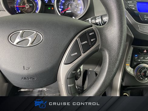 Used 2013 Hyundai Elantra GLS w/ Preferred Pkg FWD image 18