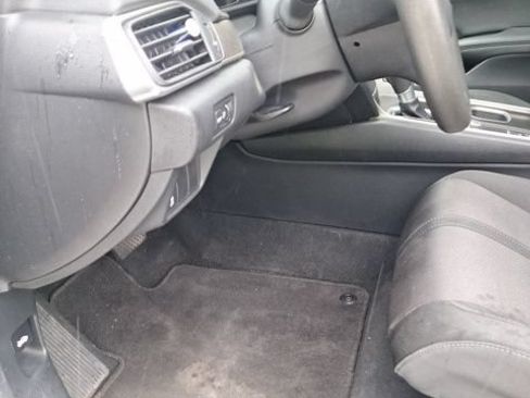 Used 2019 Honda Accord EX image 10