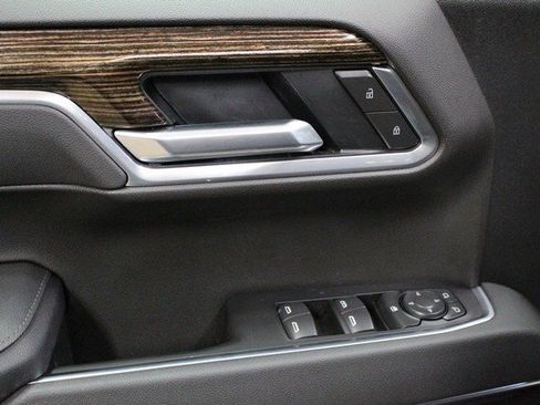 New 2026 GMC Sierra 1500 Elevation image 16