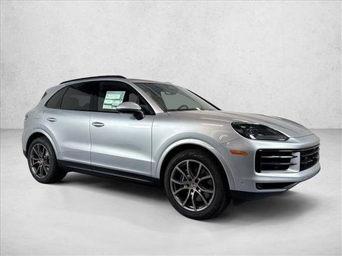 Used 2026 Porsche Cayenne AWD/4WD image 7