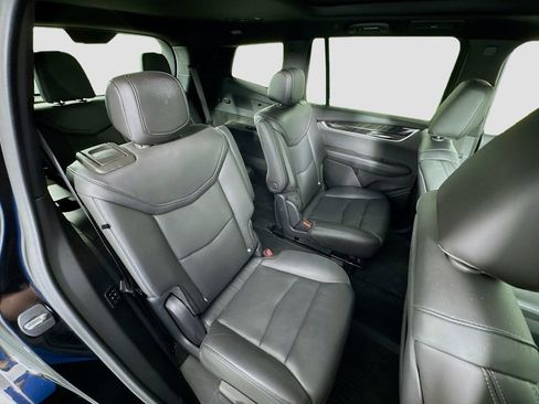 Used 2020 Cadillac XT6 Premium Luxury w/ LPO, Floor Liner Package image 30