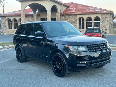 Used 2015 Land Rover Range Rover Supercharged image 8