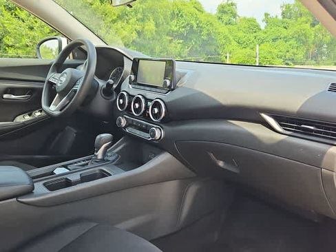 Used 2022 Nissan Sentra S FWD image 19