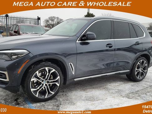 Used 2022 BMW X5 xDrive40i image 1