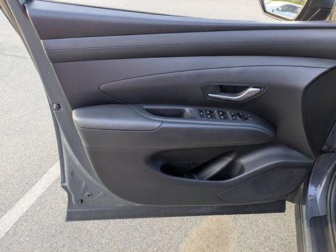 Used 2025 Hyundai Tucson SEL FWD image 15