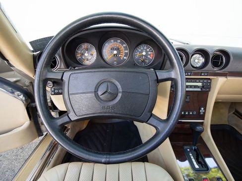 Used 1989 Mercedes-Benz 560 SL image 24