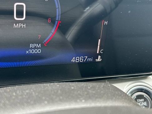 Used 2025 Chevrolet Trax LT w/ Driver Confidence Package image 39