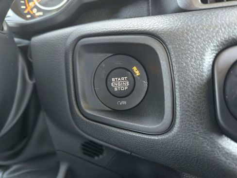 New 2026 Jeep Gladiator Sport AWD/4WD image 32