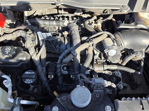 Used 2017 GMC Acadia Limited SLT image 22