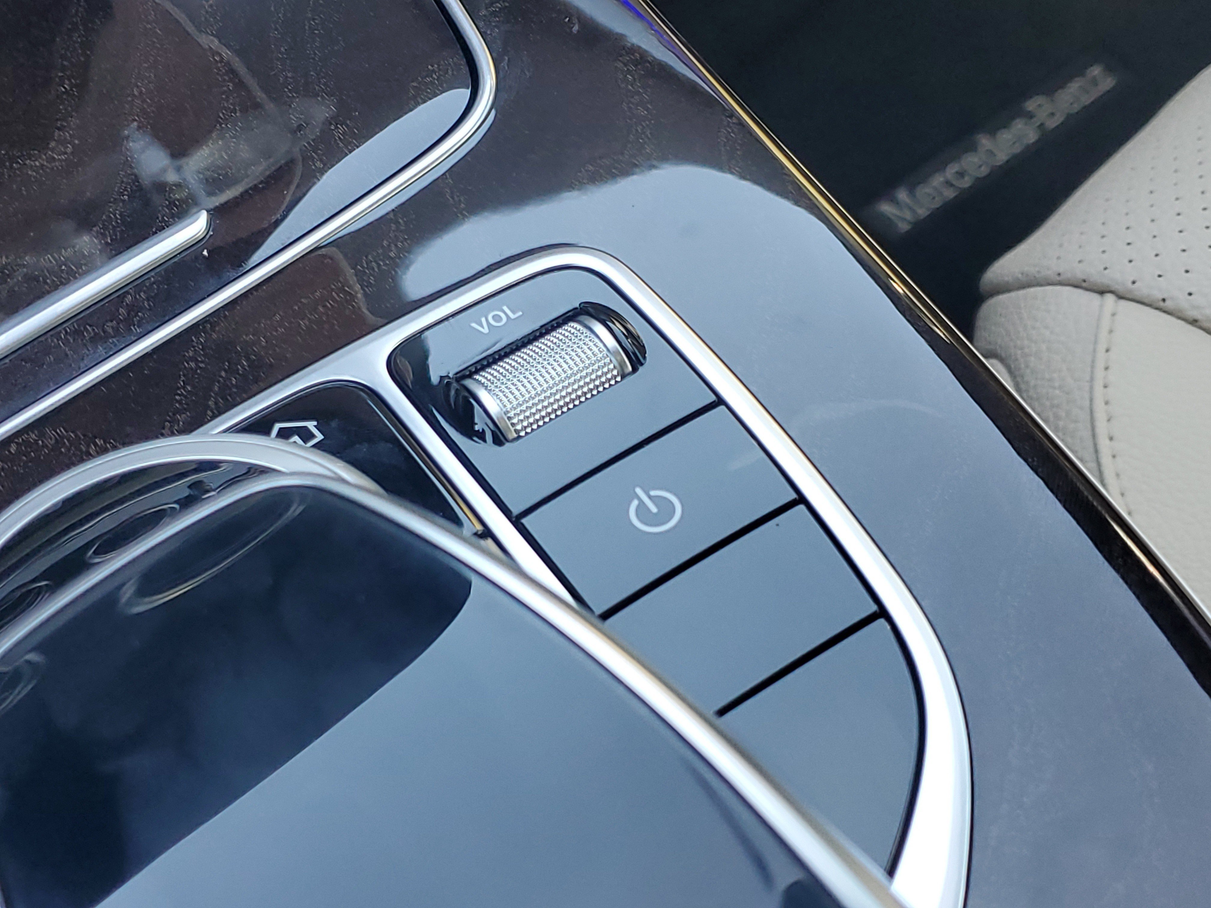 Used 2020 Mercedes-Benz E 350 Sedan image 28