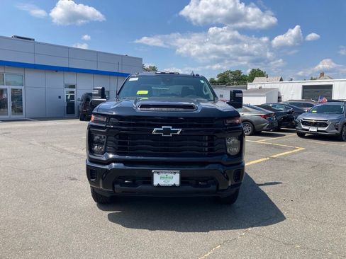 New 2026 Chevrolet Silverado 2500 Custom w/ Custom Value Package AWD/4WD image 2